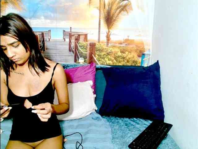 cherryindian4u webcam