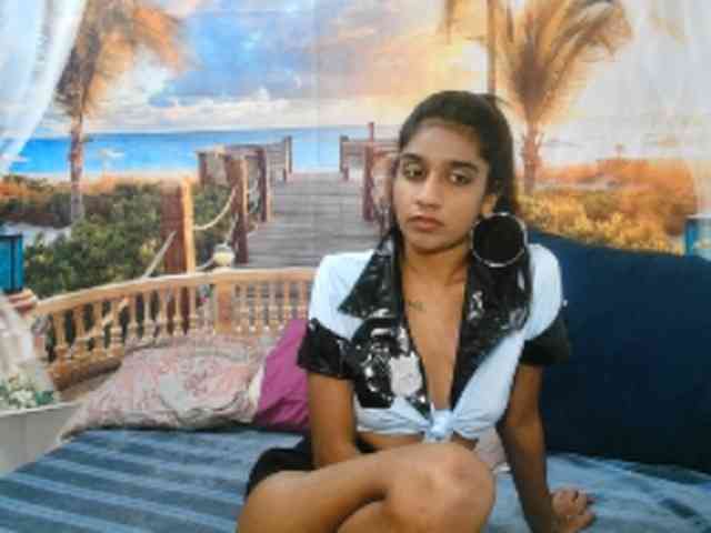 cherryindian4u webcam