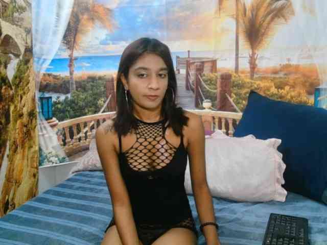 cherryindian4u webcam