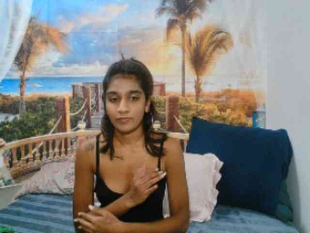 cherryindian4u webcam