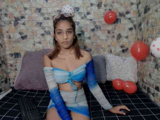 cherryindian4u webcam