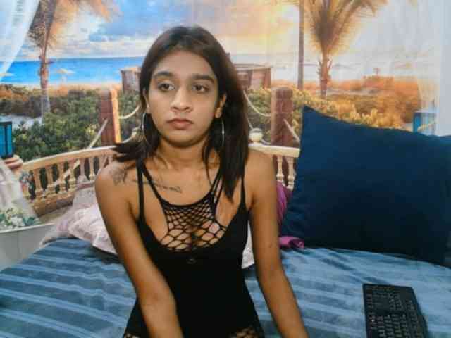cherryindian4u webcam