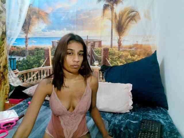 cherryindian4u webcam