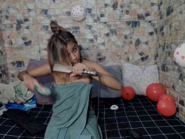 cherryindian4u webcam