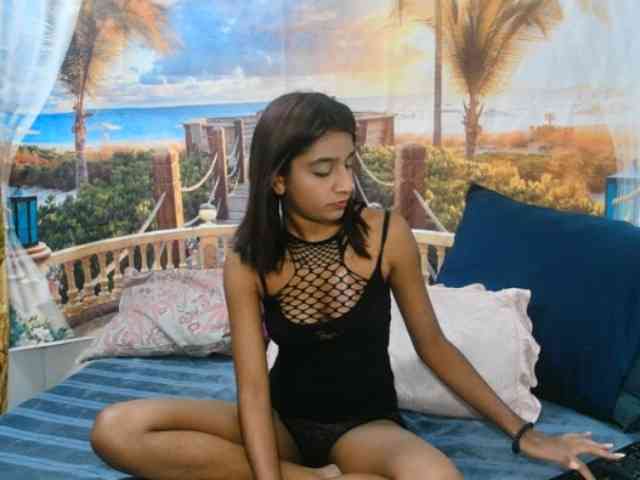 cherryindian4u webcam