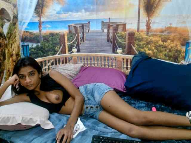 cherryindian4u webcam