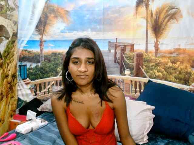 cherryindian4u webcam