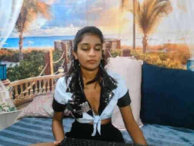 cherryindian4u webcam