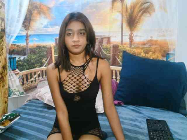 cherryindian4u webcam