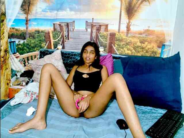 cherryindian4u webcam