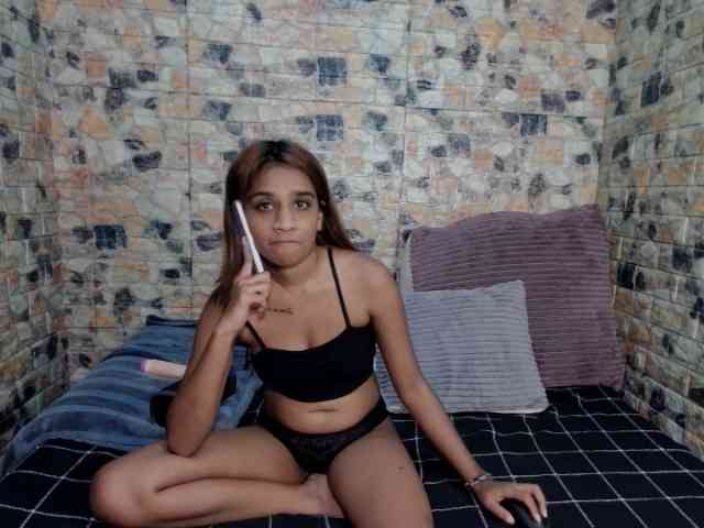 cherryindian4u webcam