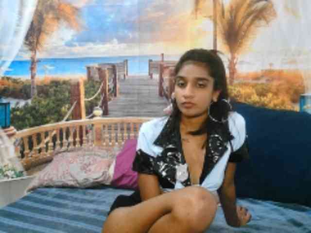 cherryindian4u webcam