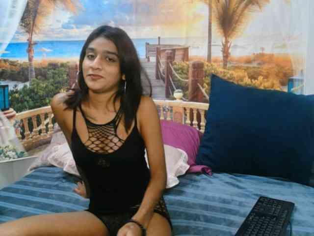 cherryindian4u webcam