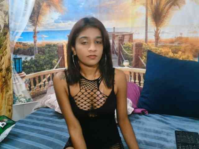 cherryindian4u webcam