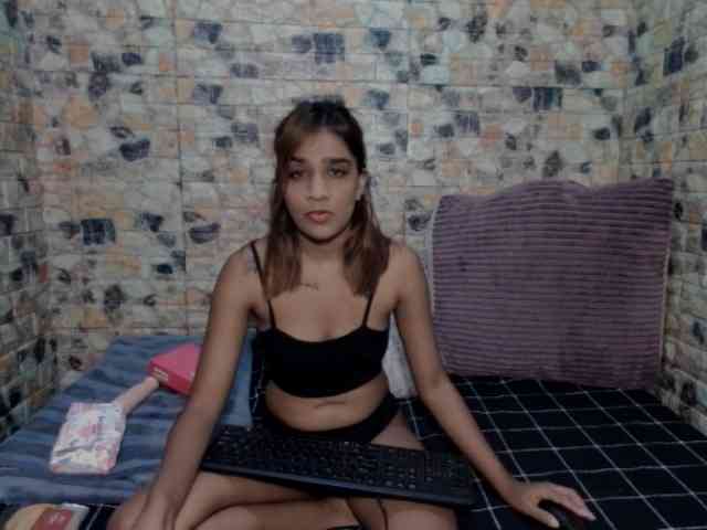 cherryindian4u webcam