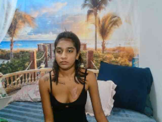 cherryindian4u webcam