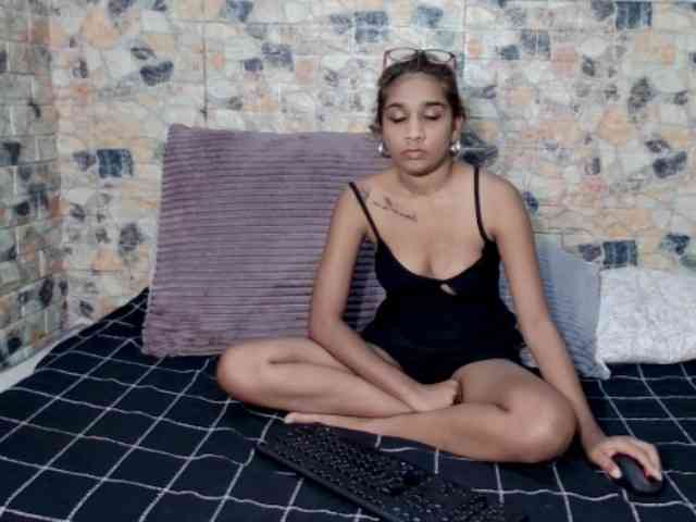 cherryindian4u webcam