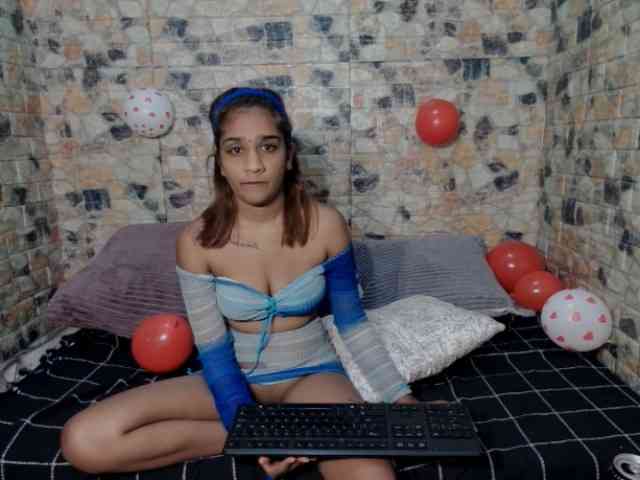 cherryindian4u webcam