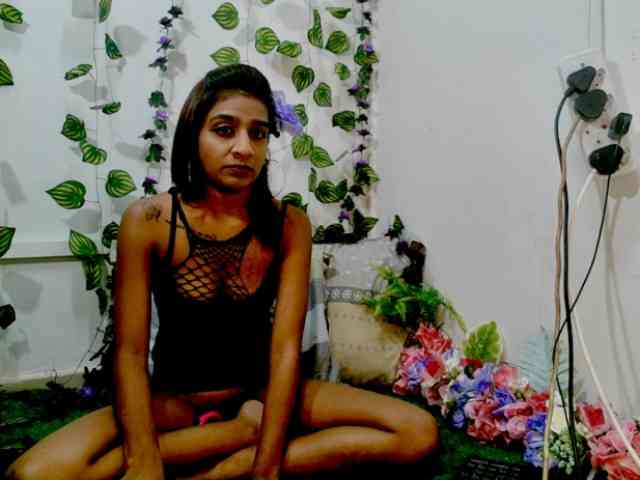 cherryindian4u webcam