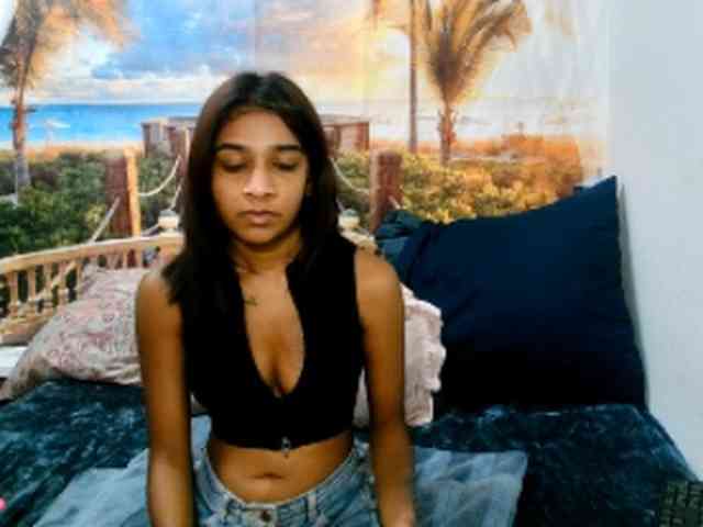 cherryindian4u webcam