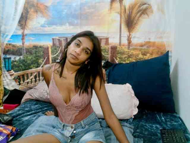 cherryindian4u webcam