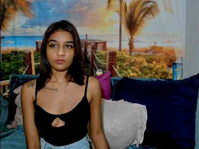 cherryindian4u webcam
