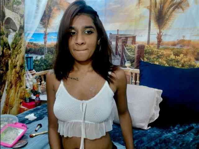 cherryindian4u webcam