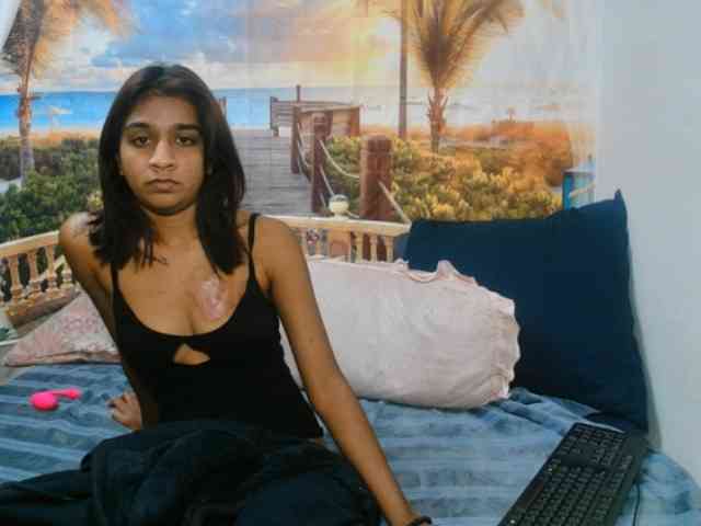 cherryindian4u webcam