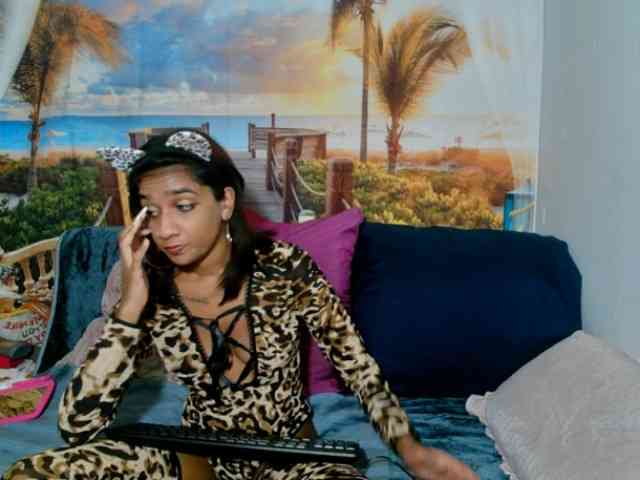 cherryindian4u webcam