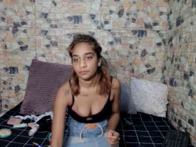 cherryindian4u webcam