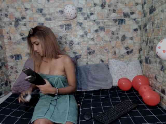 cherryindian4u webcam