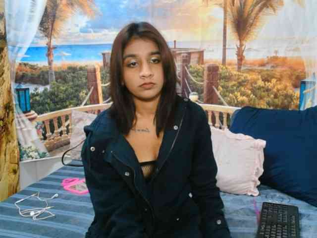 cherryindian4u webcam