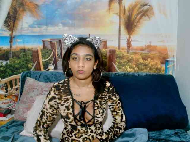 cherryindian4u webcam