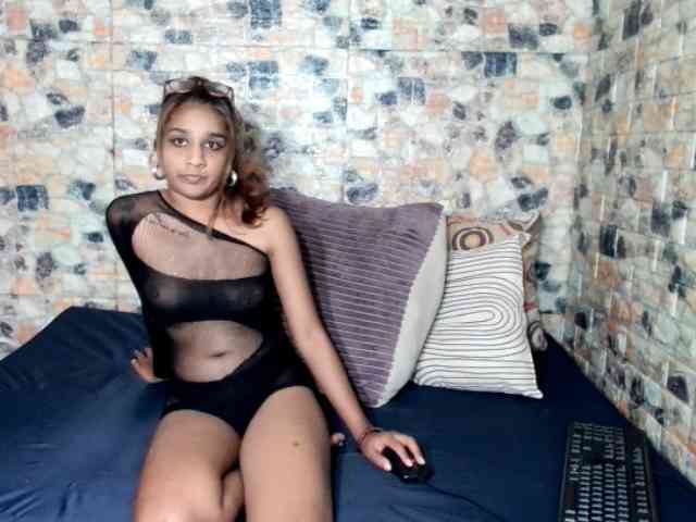 cherryindian4u webcam