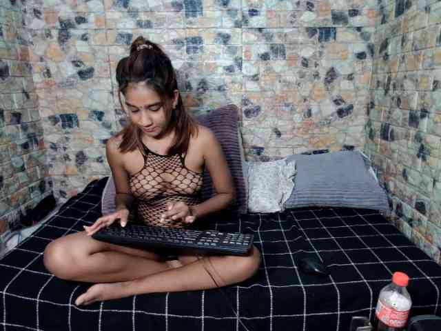 cherryindian4u webcam