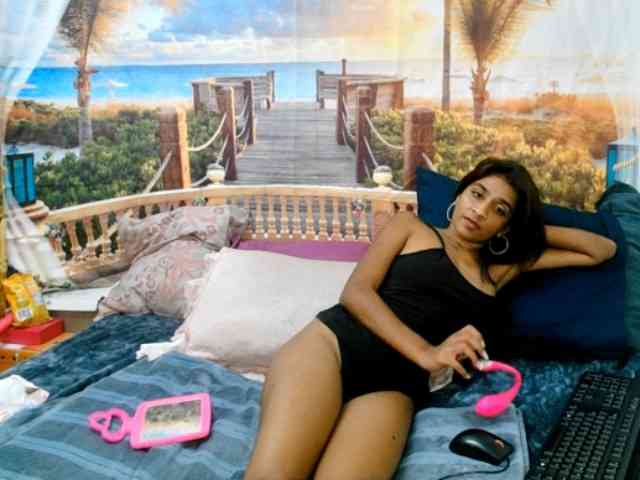 cherryindian4u webcam