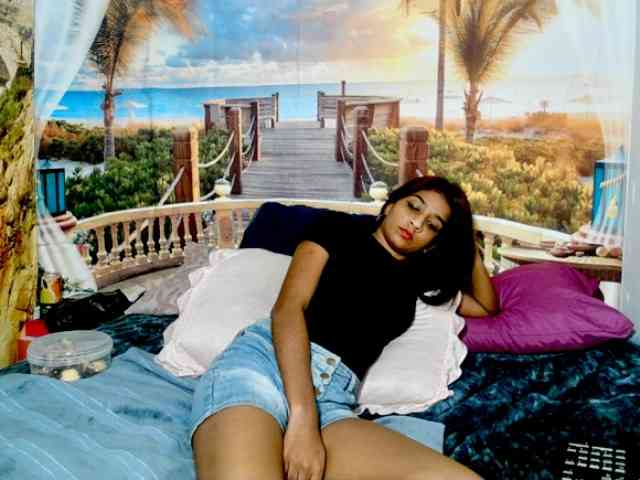 cherryindian4u webcam