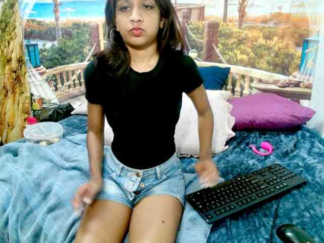 cherryindian4u webcam