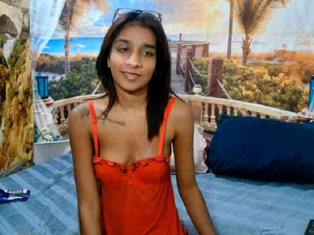 cherryindian4u webcam