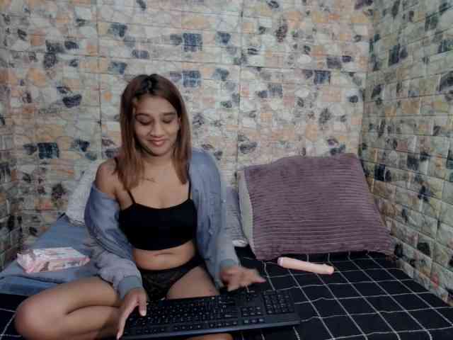 cherryindian4u webcam