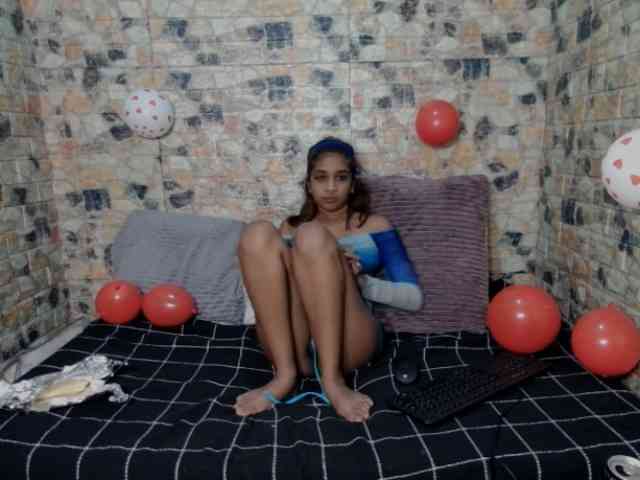 cherryindian4u webcam