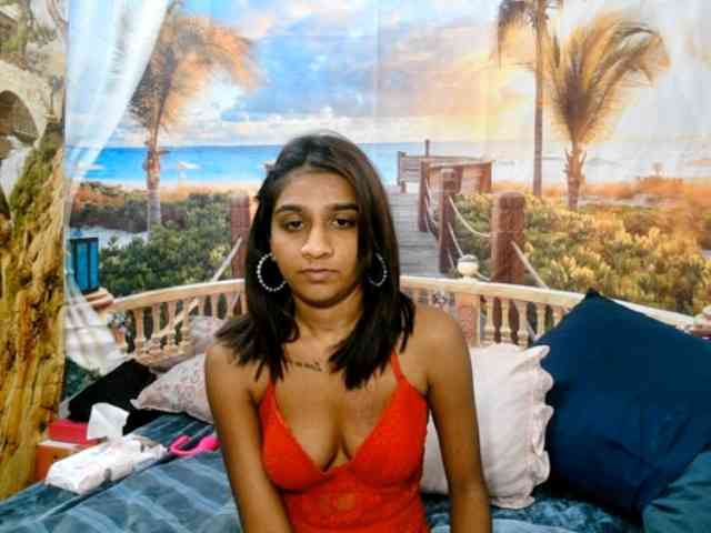 cherryindian4u webcam