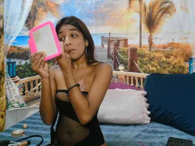 cherryindian4u webcam