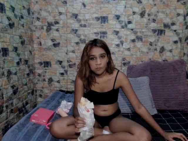 cherryindian4u webcam