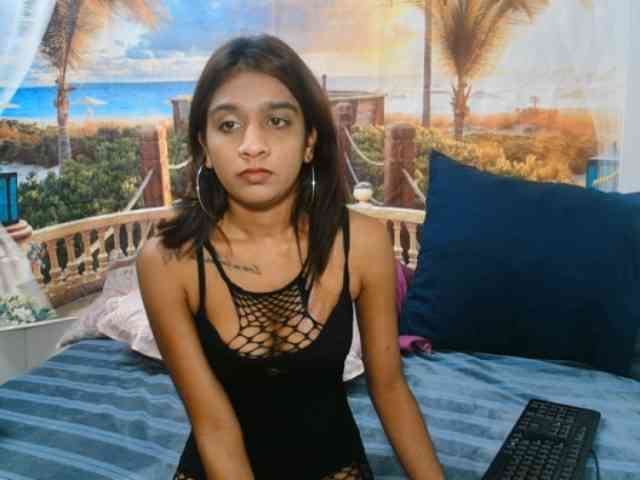 cherryindian4u webcam