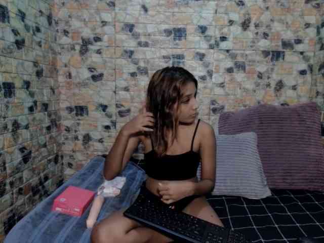 cherryindian4u webcam