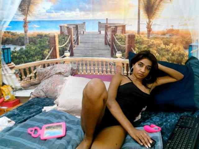 cherryindian4u webcam