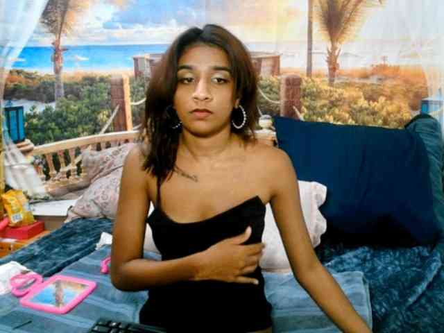 cherryindian4u webcam
