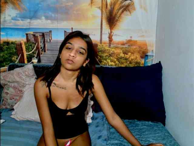 cherryindian4u webcam