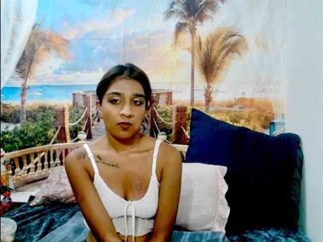 cherryindian4u webcam